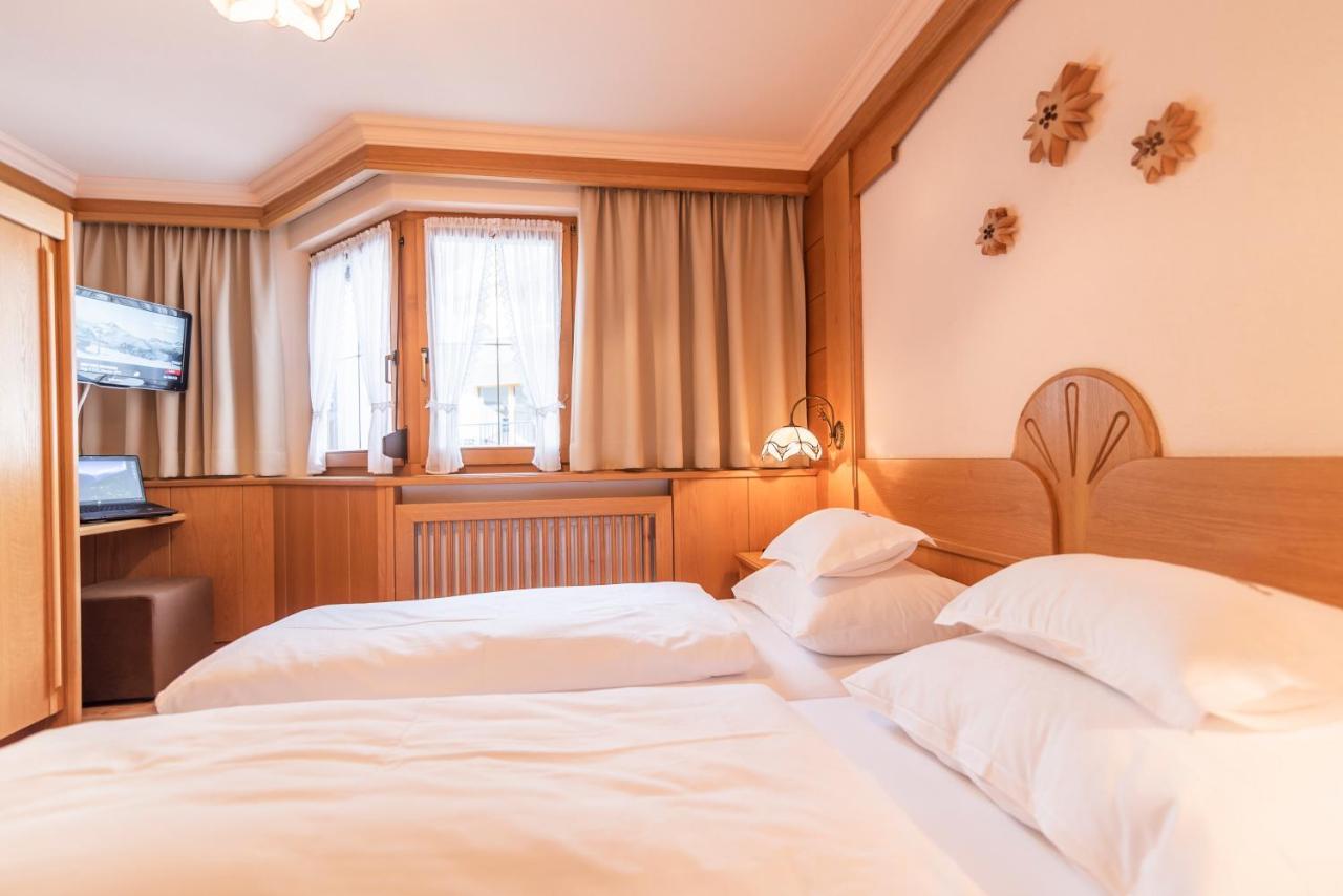 Hotel Garni Apart Tina Ischgl Kültér fotó